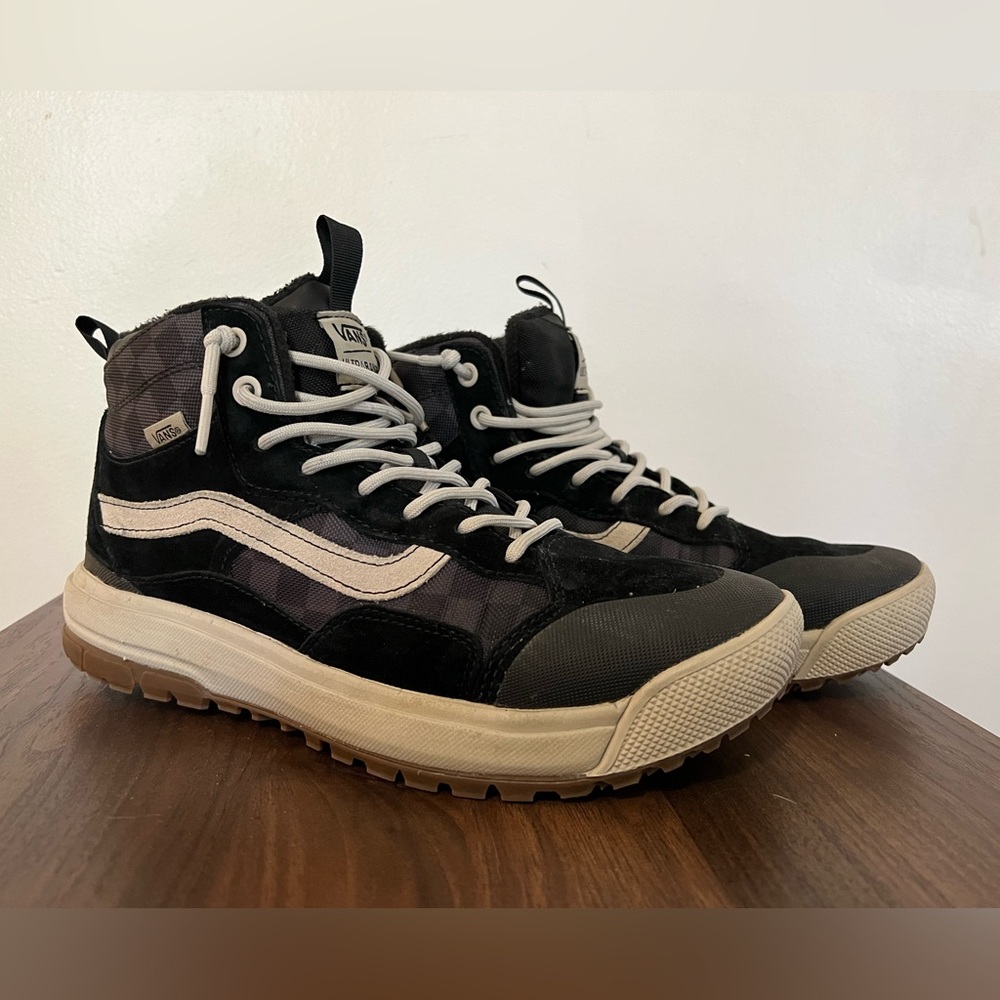 Vans MTE Ultrarange EXO Hi Shoes